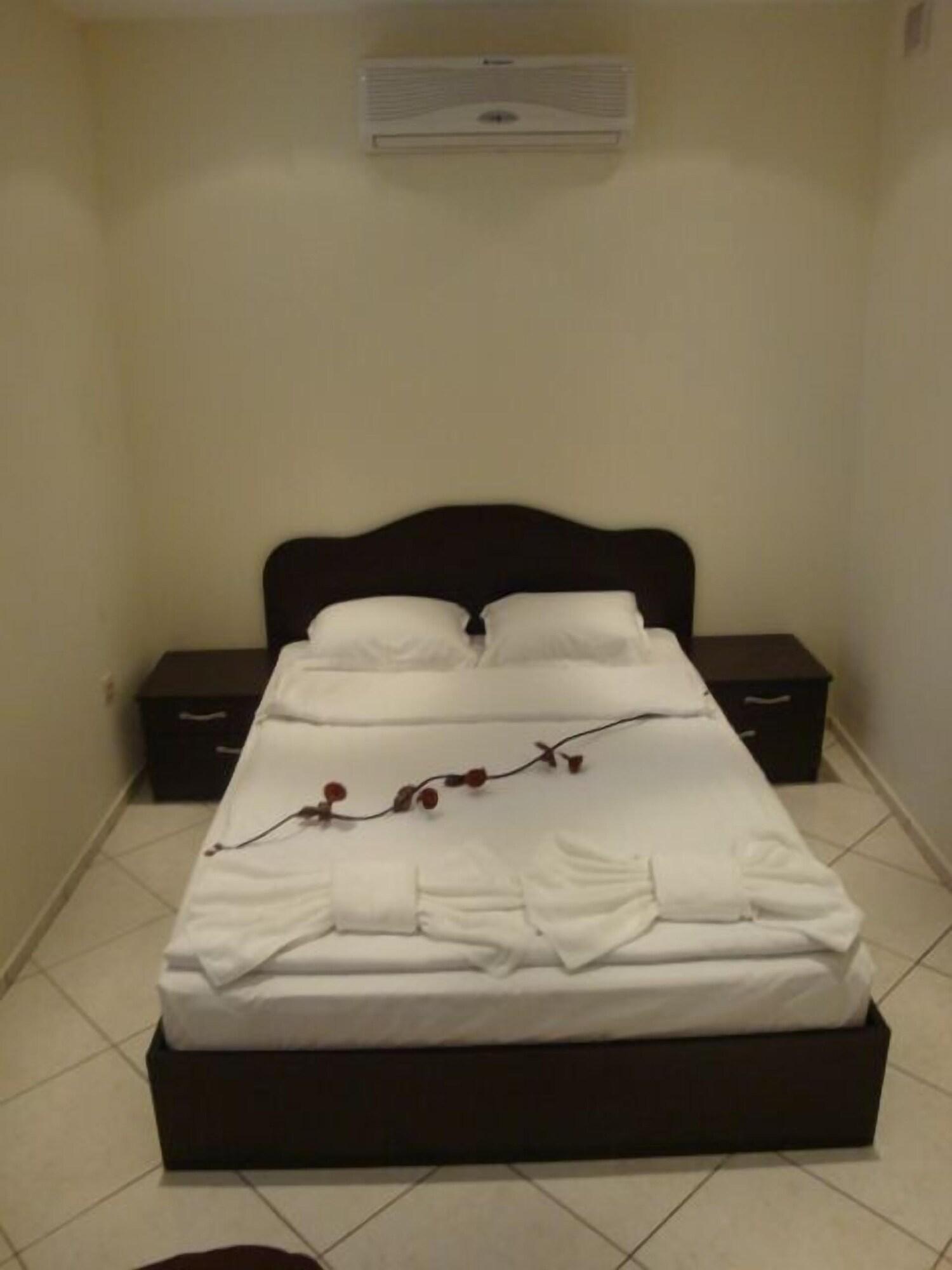 Family Hotel Niagara Varna Extérieur photo